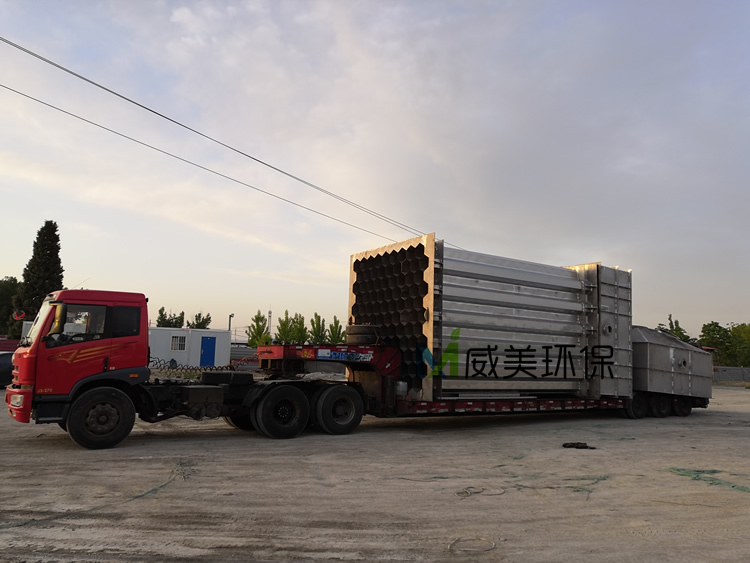 不銹鋼電除霧器裝車完畢，發(fā)車